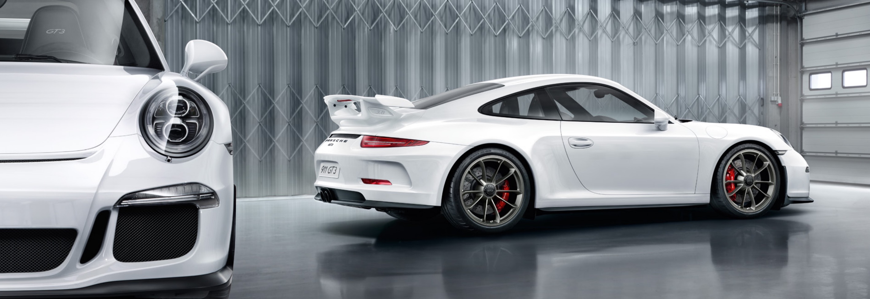 2014 Porsche 911 GT3 Brochure Page 29
